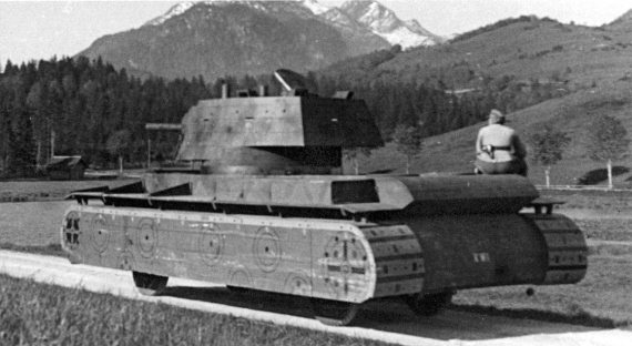 Иллюстрация к книге — Танковые асы Второй Мировой [i_283.jpg]