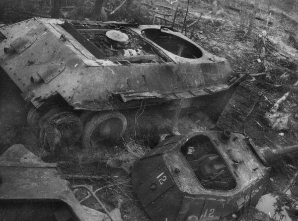 Иллюстрация к книге — Танковые асы Гитлера [i_033.jpg]