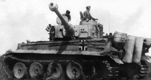 Иллюстрация к книге — Танковые асы Гитлера [i_034.jpg]