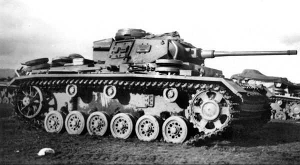 Иллюстрация к книге — Танковые асы Гитлера [i_060.jpg]