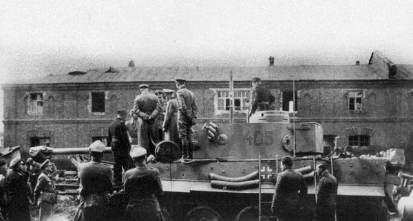 Иллюстрация к книге — Танковые асы Гитлера [i_062.jpg]