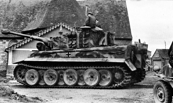 Иллюстрация к книге — Танковые асы Гитлера [i_081.jpg]