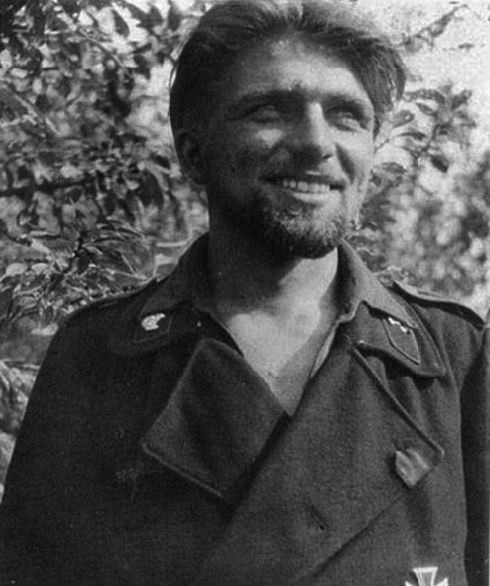 Иллюстрация к книге — Танковые асы Гитлера [i_115.jpg]