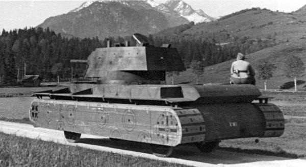 Иллюстрация к книге — Танковые асы Гитлера [i_131.jpg]