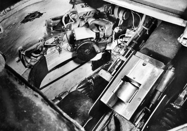 Иллюстрация к книге — Танковые асы Гитлера [i_142.jpg]