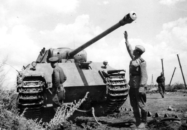 Иллюстрация к книге — Танковые асы Гитлера [i_146.jpg]