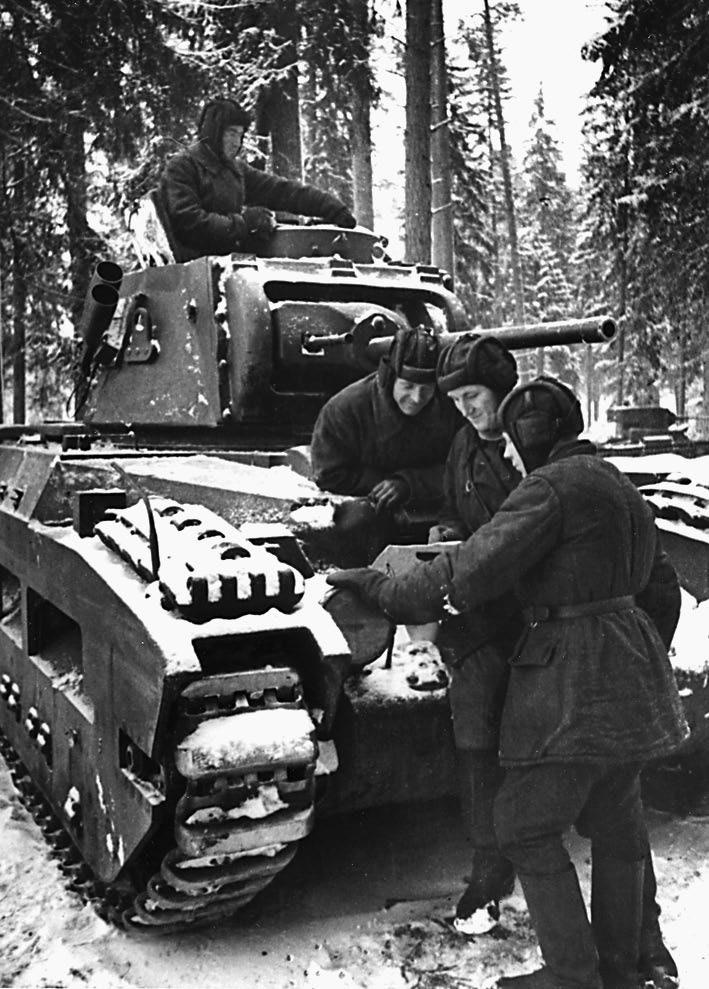 Иллюстрация к книге — Танковые асы Сталина [i_046.jpg]