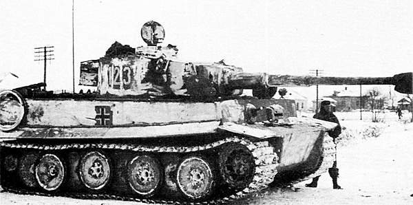 Иллюстрация к книге — Тяжелый танк «Тигр». Смертельное оружие Рейха [i_076.jpg]