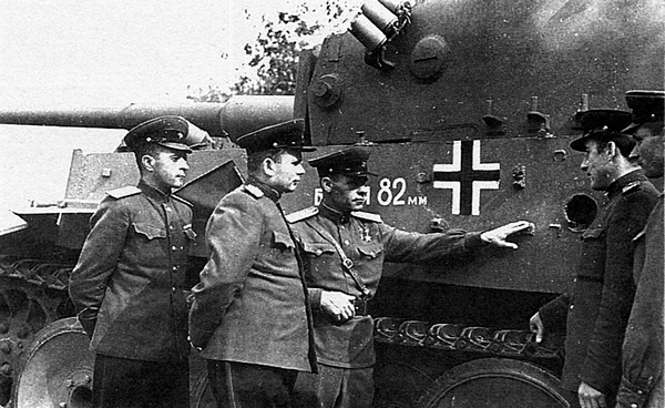 Иллюстрация к книге — Тяжелый танк «Тигр». Смертельное оружие Рейха [i_116.jpg]