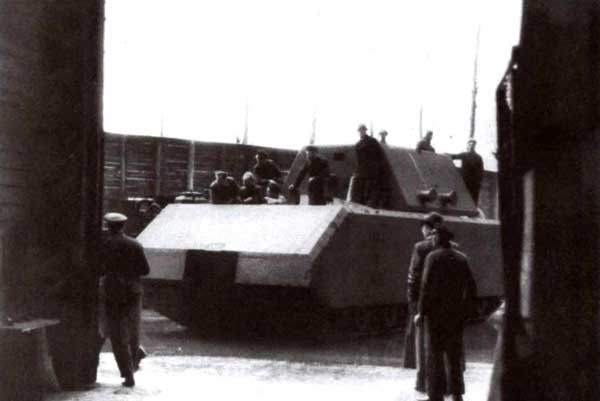 Иллюстрация к книге — «Маус» и другие. Сверхтяжелые танки Второй Мировой [i_015.jpg]