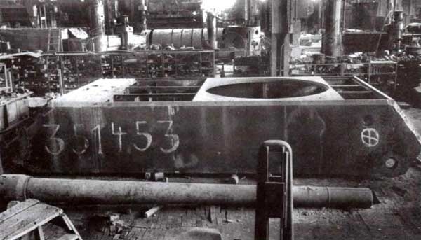 Иллюстрация к книге — «Маус» и другие. Сверхтяжелые танки Второй Мировой [i_086.jpg]