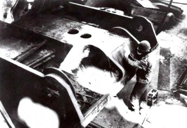 Иллюстрация к книге — «Маус» и другие. Сверхтяжелые танки Второй Мировой [i_087.jpg]