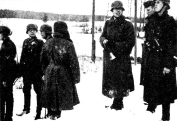 Иллюстрация к книге — Ленинградский "Блицкриг". На основе военных дневников высших офицеров вермахта генерал-фельдмаршала Вильгельма Риттера фон Лееба и генерал-полковника Франца Гальдера. 1941-1942 [i_040.jpg]