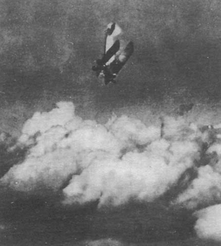 Иллюстрация к книге — История пикировщика [_07.jpg]