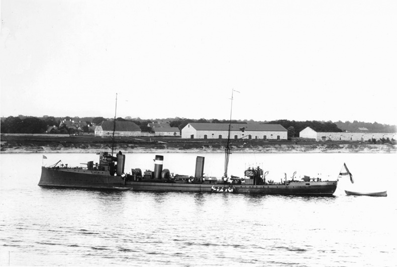 Иллюстрация к книге — Императорский Балтийский флот между двумя войнами. 1906-1914 гг. [img_9.jpg]