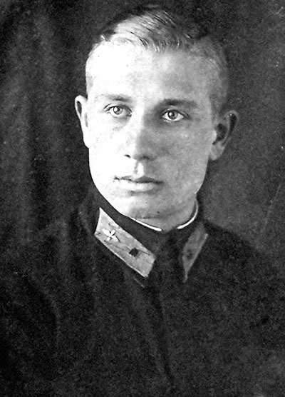 Иллюстрация к книге — На перехват! Летная книжка &quot;сталинского сокола&quot; [i_002.jpg]