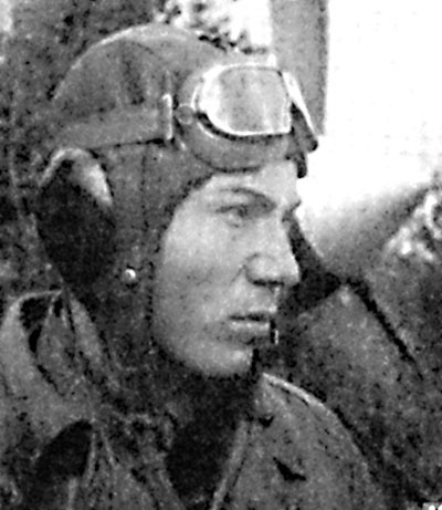 Иллюстрация к книге — На перехват! Летная книжка &quot;сталинского сокола&quot; [i_006.jpg]