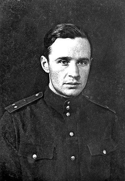 Иллюстрация к книге — На перехват! Летная книжка &quot;сталинского сокола&quot; [i_036.jpg]