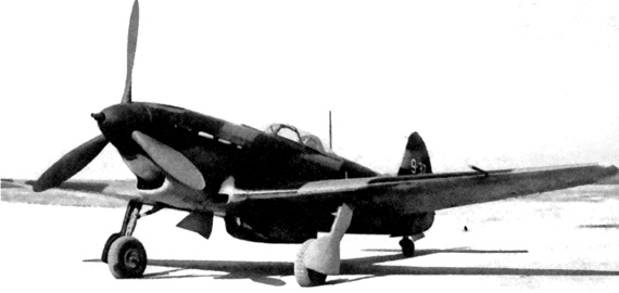 Иллюстрация к книге — На перехват! Летная книжка &quot;сталинского сокола&quot; [i_047.jpg]