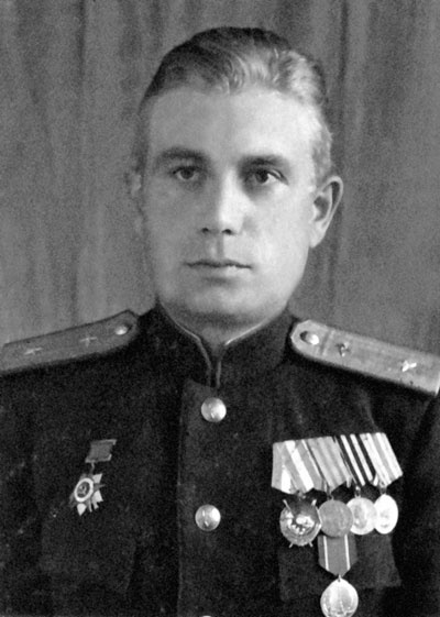 Иллюстрация к книге — На перехват! Летная книжка "сталинского сокола" [i_065.jpg]