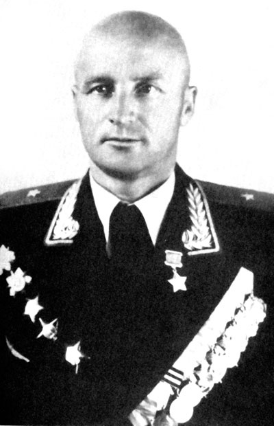 Иллюстрация к книге — На перехват! Летная книжка "сталинского сокола" [i_070.jpg]