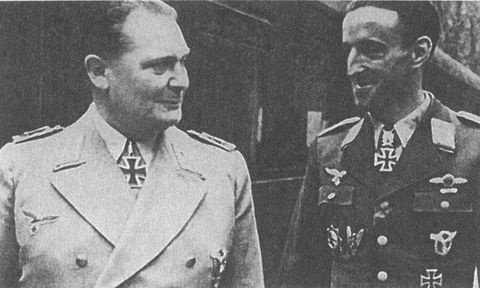 Иллюстрация к книге — Черный крест и красная звезда. Воздушная война над Россией. 1941-1944 [i_027.jpg]