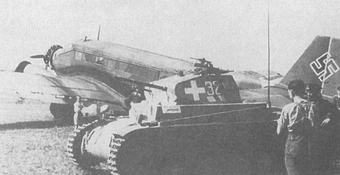 Иллюстрация к книге — Черный крест и красная звезда. Воздушная война над Россией. 1941-1944 [i_049.jpg]