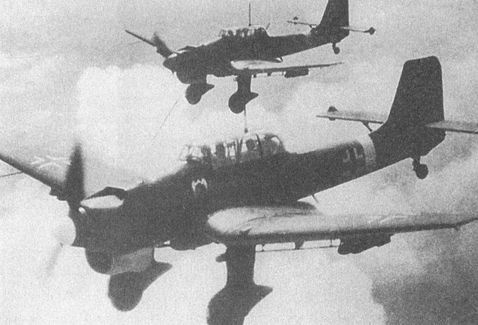 Иллюстрация к книге — Черный крест и красная звезда. Воздушная война над Россией. 1941-1944 [i_059.jpg]