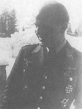 Иллюстрация к книге — Черный крест и красная звезда. Воздушная война над Россией. 1941-1944 [i_129.jpg]