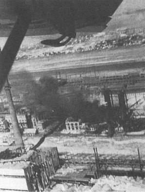 Иллюстрация к книге — Черный крест и красная звезда. Воздушная война над Россией. 1941-1944 [i_131.jpg]