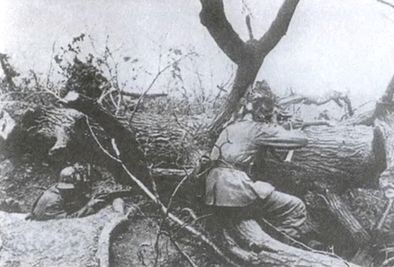 Иллюстрация к книге — Котел смерти в Курляндии. Хроника сражений группы армий &quot;Север&quot; 1944-1945 [i_029.jpg]