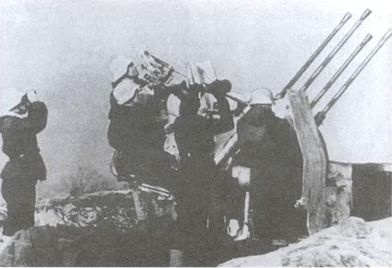 Иллюстрация к книге — Котел смерти в Курляндии. Хроника сражений группы армий &quot;Север&quot; 1944-1945 [i_032.jpg]