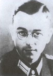 Иллюстрация к книге — Котел смерти в Курляндии. Хроника сражений группы армий &quot;Север&quot; 1944-1945 [i_049.jpg]