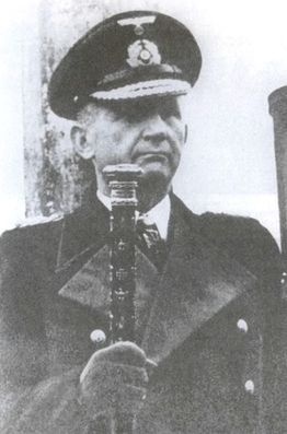 Иллюстрация к книге — Котел смерти в Курляндии. Хроника сражений группы армий &quot;Север&quot; 1944-1945 [i_084.jpg]