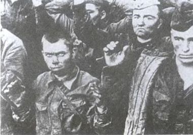 Иллюстрация к книге — Котел смерти в Курляндии. Хроника сражений группы армий &quot;Север&quot; 1944-1945 [i_087.jpg]