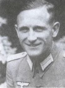 Иллюстрация к книге — Котел смерти в Курляндии. Хроника сражений группы армий &quot;Север&quot; 1944-1945 [i_097.jpg]