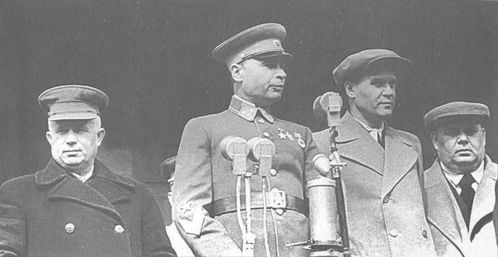 Иллюстрация к книге — Крупнейшие танковые сражения Второй мировой войны. Аналитический обзор [i_022.jpg]