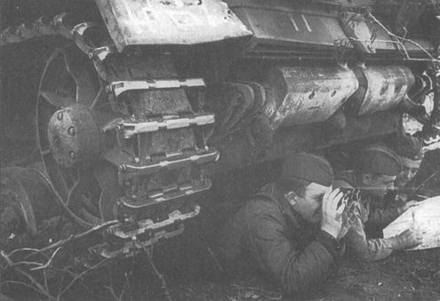 Иллюстрация к книге — Крупнейшие танковые сражения Второй мировой войны. Аналитический обзор [i_037.jpg]