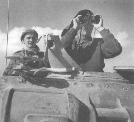 Иллюстрация к книге — Крупнейшие танковые сражения Второй мировой войны. Аналитический обзор [i_066.jpg]