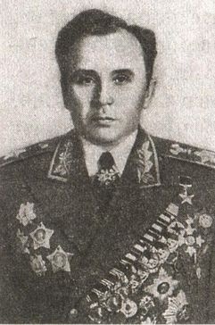 Иллюстрация к книге — Последний триумф Вермахта. Харьковский &quot;котел&quot; [i_016.jpg]