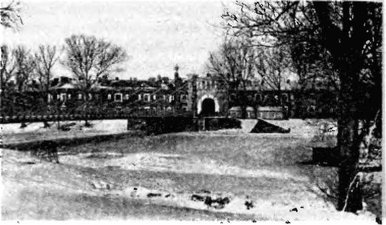 Иллюстрация к книге — Брестская крепость [i_033.jpg]