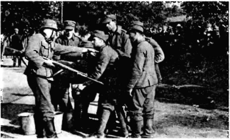 Иллюстрация к книге — Брестская крепость [i_064.jpg]