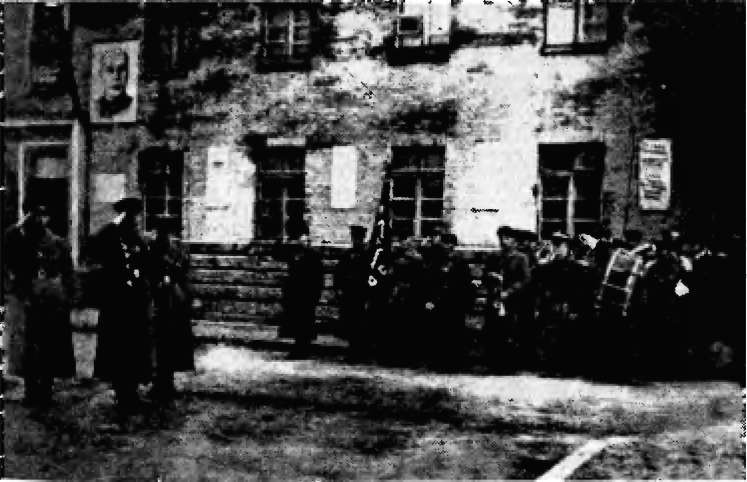 Иллюстрация к книге — Брестская крепость [i_073.jpg]