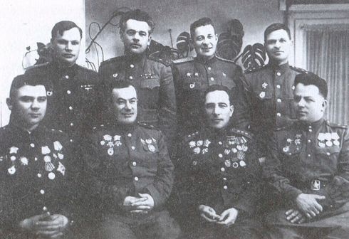 Иллюстрация к книге — Стальной ураган [i_023.jpg]