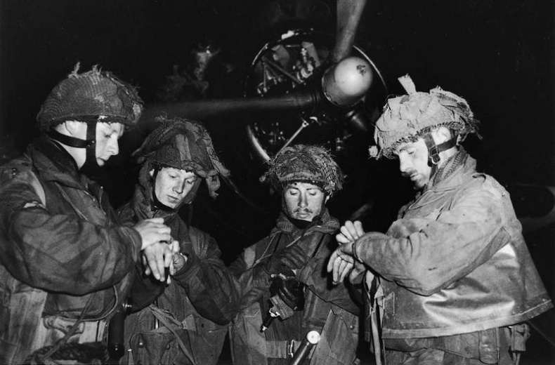 Иллюстрация к книге — Высадка в Нормандии [i_024.jpg]