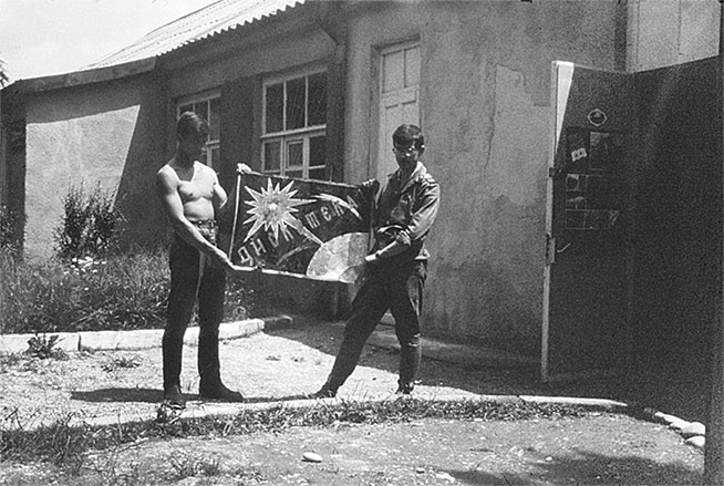 Иллюстрация к книге — Армейские байки. Как я отдавал Священный долг в Советской армии [i_052.jpg]