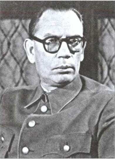 Иллюстрация к книге — Власов как "монумент предательству" [i_009.jpg]