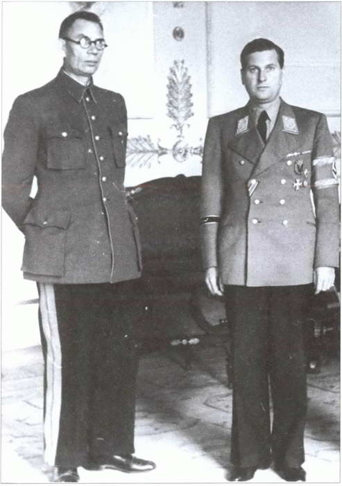 Иллюстрация к книге — Власов как "монумент предательству" [i_024.jpg]