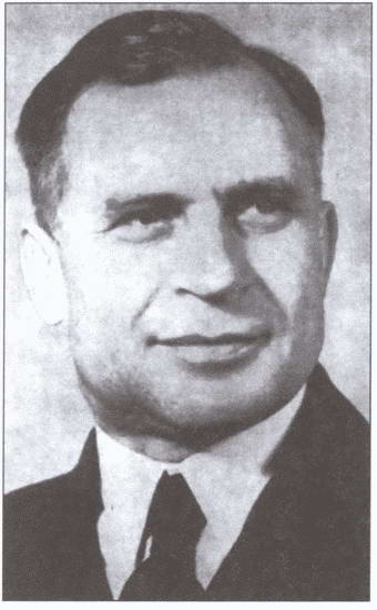 Иллюстрация к книге — Предатели и палачи [i_004.jpg]