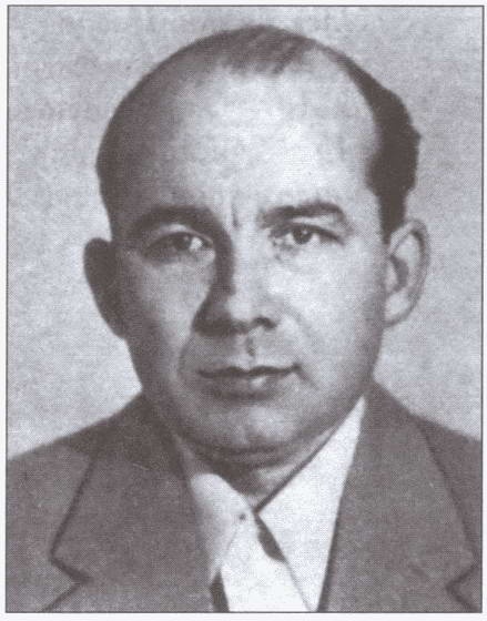 Иллюстрация к книге — Предатели и палачи [i_022.jpg]